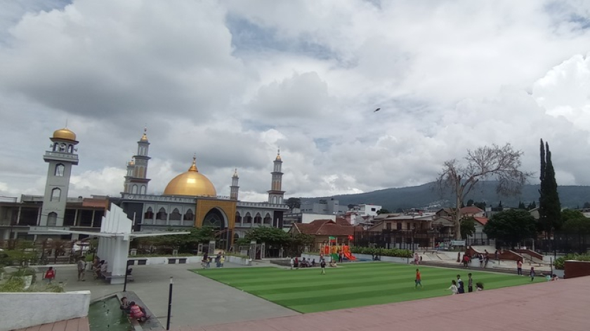 Alun-alun Lembang. (Foto: Malia Nur Alifa)