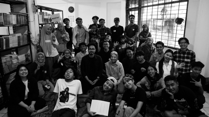Suasana Kelas Liar #2 di Toko Buku Pelagia, Bandung, Sabtu 9 Agustus 2025. (Foto: Fitri Amanda/BandungBergerak)