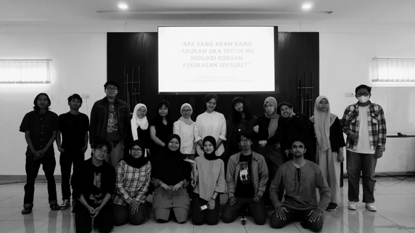 Kelas Liar 4 dengan topik tentang kekerasan seksual di Womens Crisis Center (WCC) Pasundan Durebang, Bandung, Sabtu, 30 Agustus 2025. (Foto: Fitri Amanda/BandungBergerak)