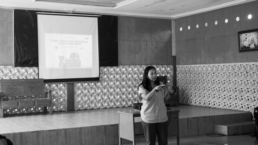 Kelas Liar 10 di Purwakarta Sabtu, 18 Oktober 2025, mengangkat tema kebebasan berekspresi. (Foto: Fitri Amanda/BandungBergerak)