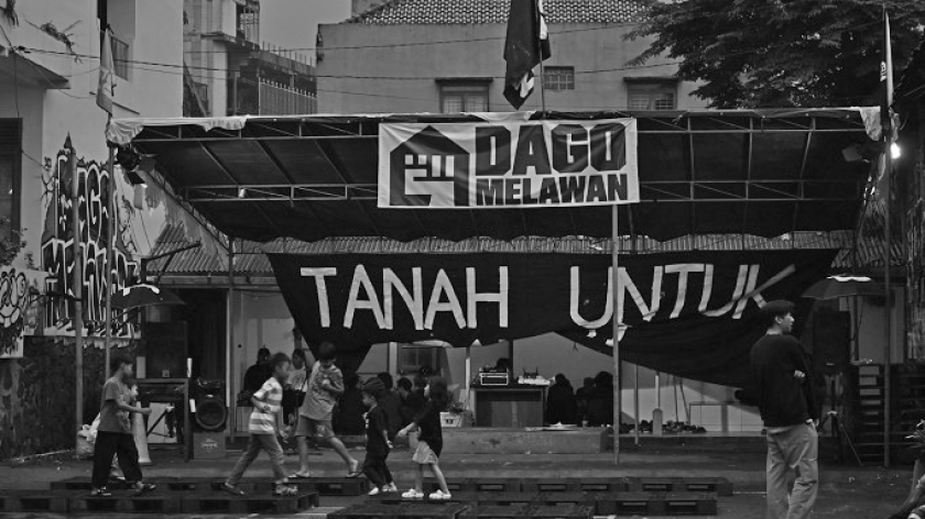 Warga Dago Elos bersama massa solidaritas menggelar Festival Keadilan, Sabtu, 6 Januari 2024. (Foto: Virliya Putricantika/BandungBergerak)