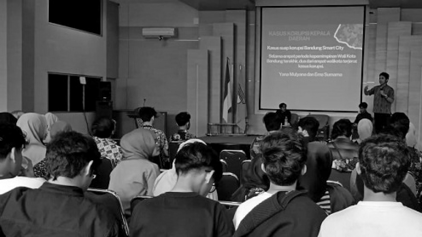 Dialog Publik tentang permasalahan Kota Bandung di Universitas Islam Bandung (Unisba), 15 Oktober 2024. (Foto: Pahmi Novaris/BandungBergerak)