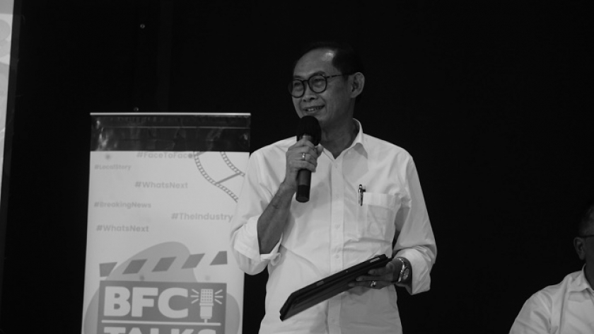 Dadan Riza Wardana, calon Wali Kota Bandung di Aula Perpustakaan Ajip Rosidi, Rabu malam, 13 November 2024. (Foto: Virliya Putricantika/BandungBergerak)