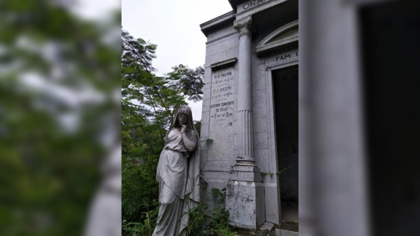 Mausoleum keluarga Ursone di Kerkof Pandu, Bandung. (Foto: Dokumentasi Malia Nur Alifa) 