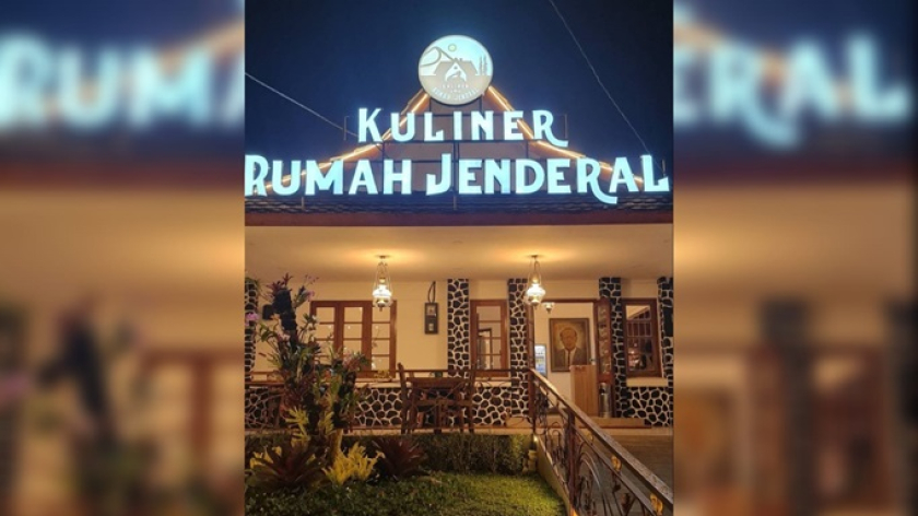 Kulineran Rumah Jenderal di Lembang. (Foto: Dokumentasi Pribadi Erwin Intan) 