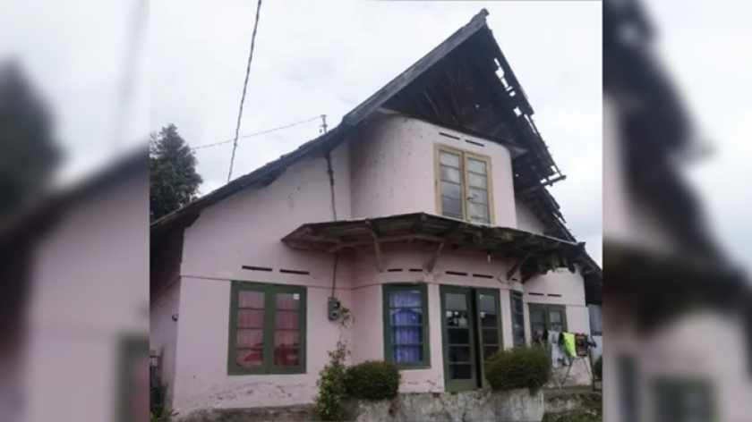 Rumah Tuan Denis. (Foto: Dokumentasi Malia Nur Alifa)