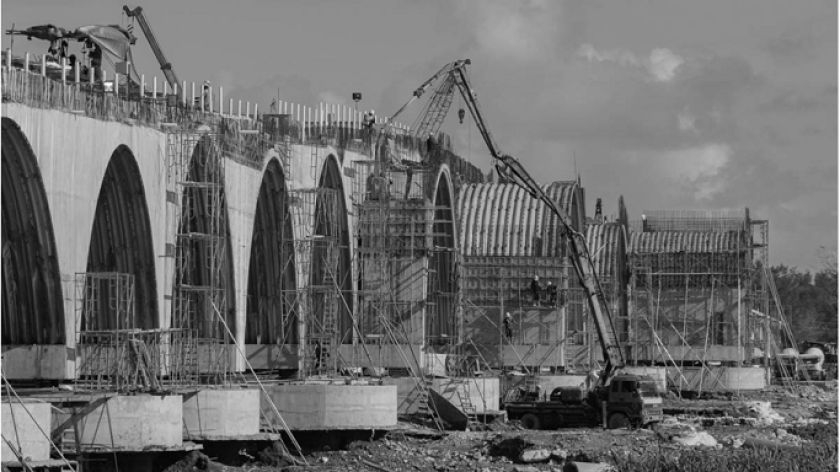 Pengerjaan jembatan Pandansimo di wilayah Kulon Progo. (Foto: Dwianto Wibowo)  