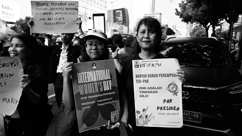 Merayakan Hari Perempuan Internasional bersama anak, Jakarta, 8 Maret 2025. (Foto: Virliya Putricantika/BandungBergerak)
