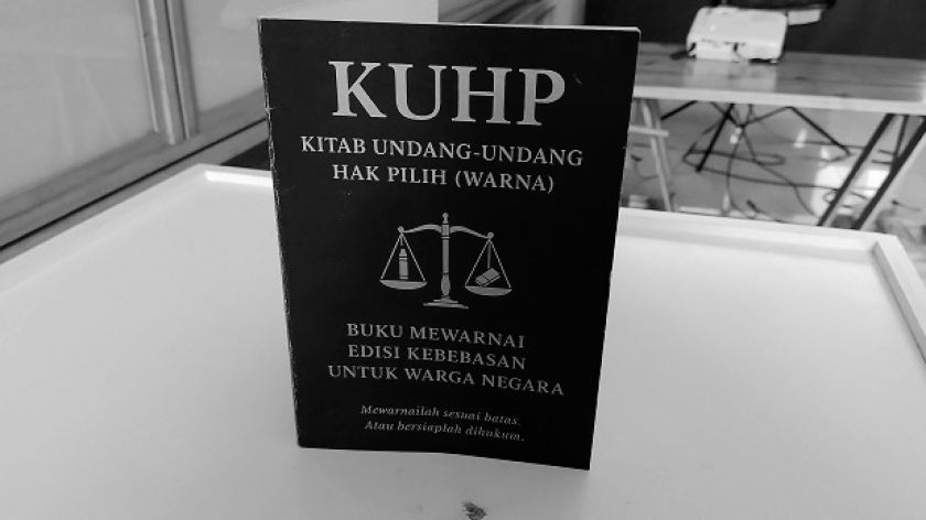 Pameran karya di Integrated Arts Universitas Katolik Parahyangan (Unpar), Bandung, Minggu, 29 Juni 2025. (Foto: Salma Nur Fauziyah/BandungBergerak)