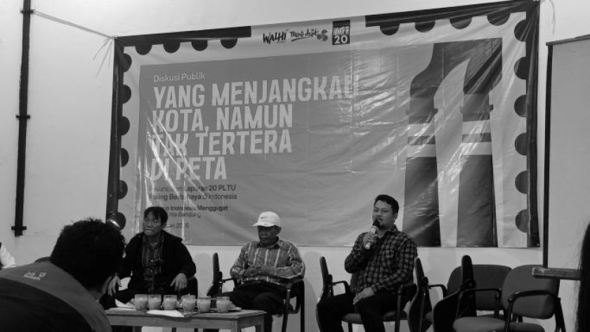 Diskusi publik Peluncuran Laporan 20 PLTU Paling Berbahaya di Indonesia oleh Walhi Jabar, Trend Asia, dan Toxic Twenty di Gedung Indonesia Menggugat, Bandung, Selasa, 10 Februari 2026. (Foto: Retna Gemilang/BandungBergerak)