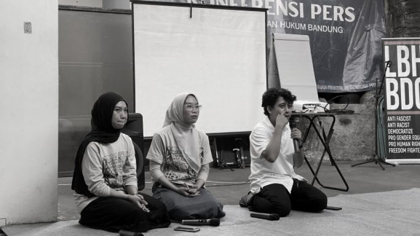 Perayaan hari lahir LBH Bandung ke-45 kantor LBH Bandung,&nbsp;Jalan Kalijati Indah, Jumat, 6 Desember 2026. (Foto: Yopi Muharam/BandungBergerak)