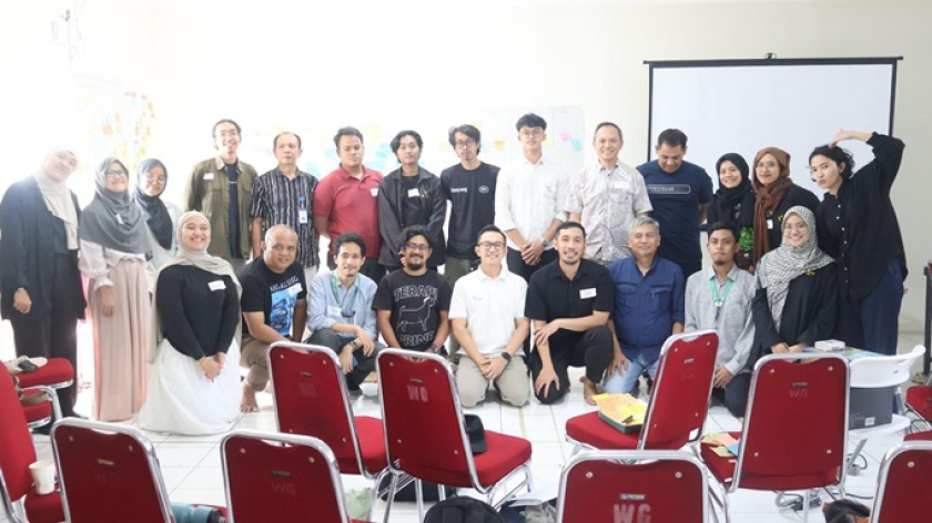 Inisiasi Aliansi Wargi Bandung Peduli Transformasi Angkot - 31 Januari 2026. (Foto Sumber: Instagram @demokrasikita.id dan @transformasi.angkot.bdg)