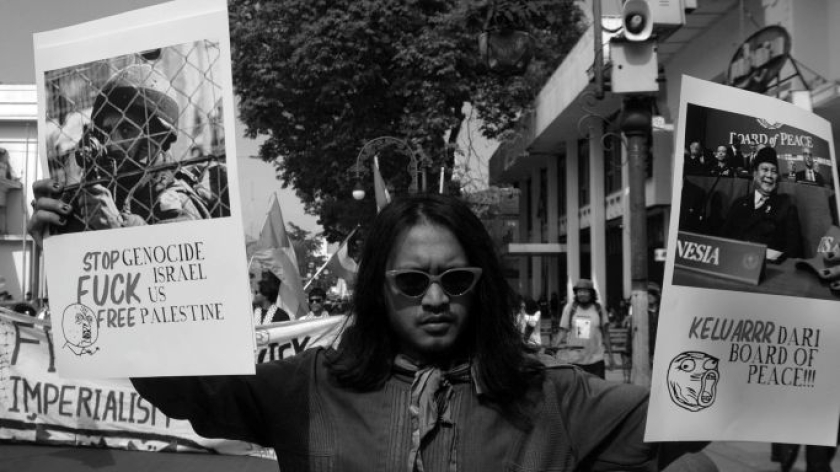 Peringatan KAA ke-71 di Bandung diwarnai aksi solidaritas untuk Palestina, Lebanon, dan Iran, Sabtu, 18 April 2026. (Foto: Prima Mulia/BandungBergerak)