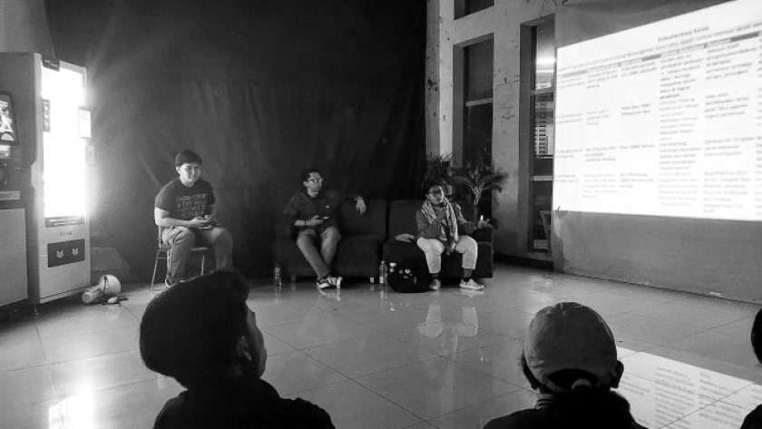 Rangkaian Kelas Liar berupa diskusi Merawat Ingatan dan Lawan Balik di Unisba, Bandung, Sabtu, 18 April 2026, Sabtu, 18 April 2026. (Foto: Awla Rajul/BandungBergerak)