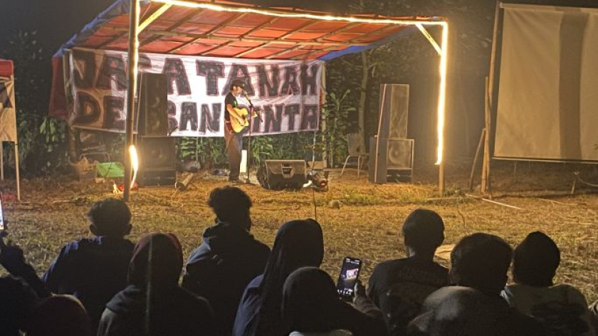 Acara Sound of Solidarity (SoS) di Kampung Madhur, Desa Sukajaya, Kecamatan Tamansari, Kabupaten Bogor, Sabtu, 8 Agustus2026. (Foto: Tim Redaksi BandungBergerak) 