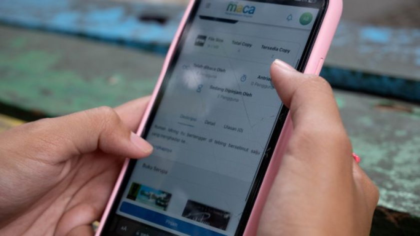 Aplikasi perpustakaan digital MACA yang diluncurkan Pemkot Bandung, 29&ndash;31 Juli 2026. (Alya Chaerani/BandungBergerak)