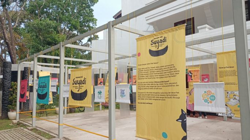 Pameran bertajuk Museum Mini Suyadi di Jalan Sawunggaling, Bandung, 21&ndash;30 Agustus 2026. (Foto: Retna Gemilang/BandungBergerak)
