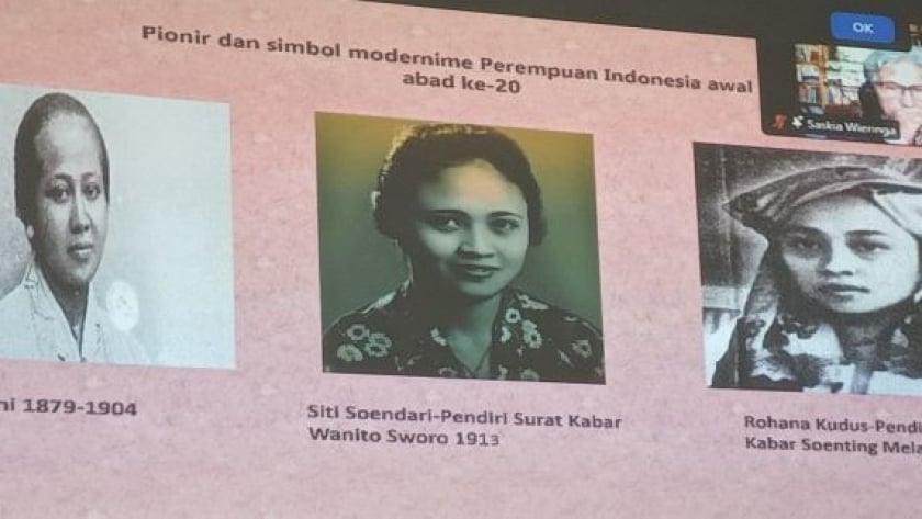 Diskusi buku bertajuk Membongkar Ingatan, Merawat Sejarah Gerakan Perempuan di Toko Buku Pelagia, Bandung, Kamis sore, 8 Oktober 2026.  (Foto: Retna Gemilang/BandungBergerak)
