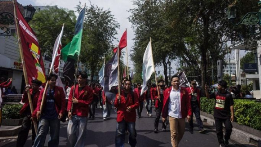 Aksi massa di Yogyakarta dalam momentum dua tahun pemerintahan Prabowo-Gibran, Selasa sore, 20 Oktober 2026. (Foto: Virliya Putricantika/BandungBergerak)