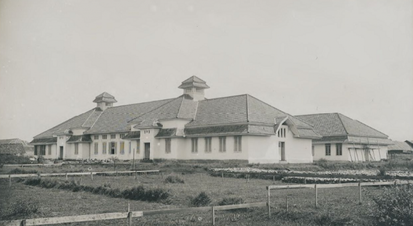 Landskoepok-Inrichting en Instituut Pasteur (kini Bio Farma) saat masih dibangun pada tahun 1920. (Sumber:  KITLV 11858)