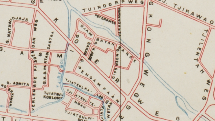 Gang Hadji Rais, Gang Kandoeroean Partadisastra, dan Gang Soebrata diresmikan penggunaan namanya pada tahun 1940. (Sumber: Bandoeng, Town Plan/DE 29,7 (1945)).