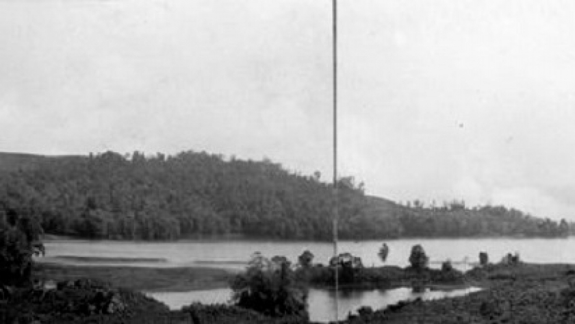 Situ Patengan. Foto koleksi KITLV 124147 (Sumber: digitalcollections.universiteitleiden.nl)