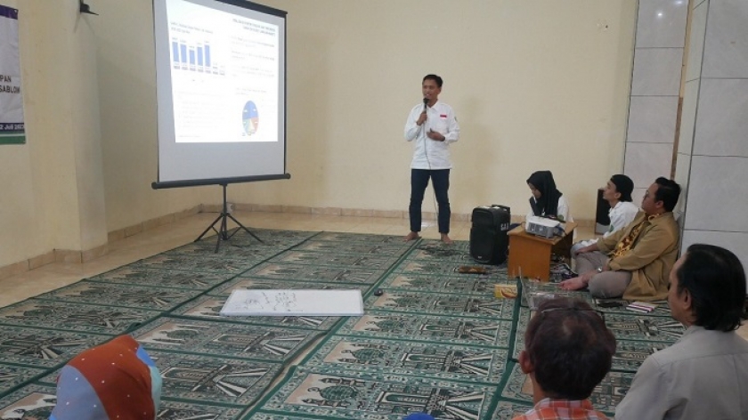 Proses sosialisasi regulasi ekspor. (Foto: Dokumentasi Tim Universitas ‘Aisyiyah (Unisa) Bandung)